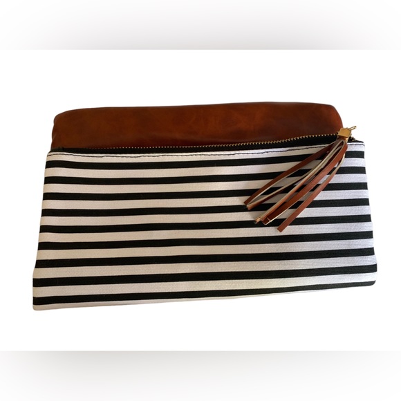 FUNKY MONKEY Classic Black & White Stripe Tassel Fold Over Clutch Handbag Purse - Picture 10 of 12